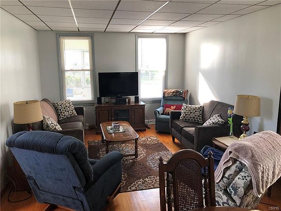4th image of 3538 Oneida St