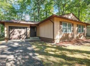 21620 Columbia St, Lexington Park, MD 20653
