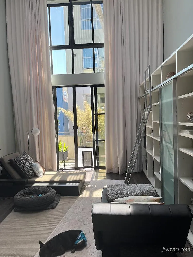 Furnished! Custom Designed Loft. Top Floor. City Views! — Photo 1