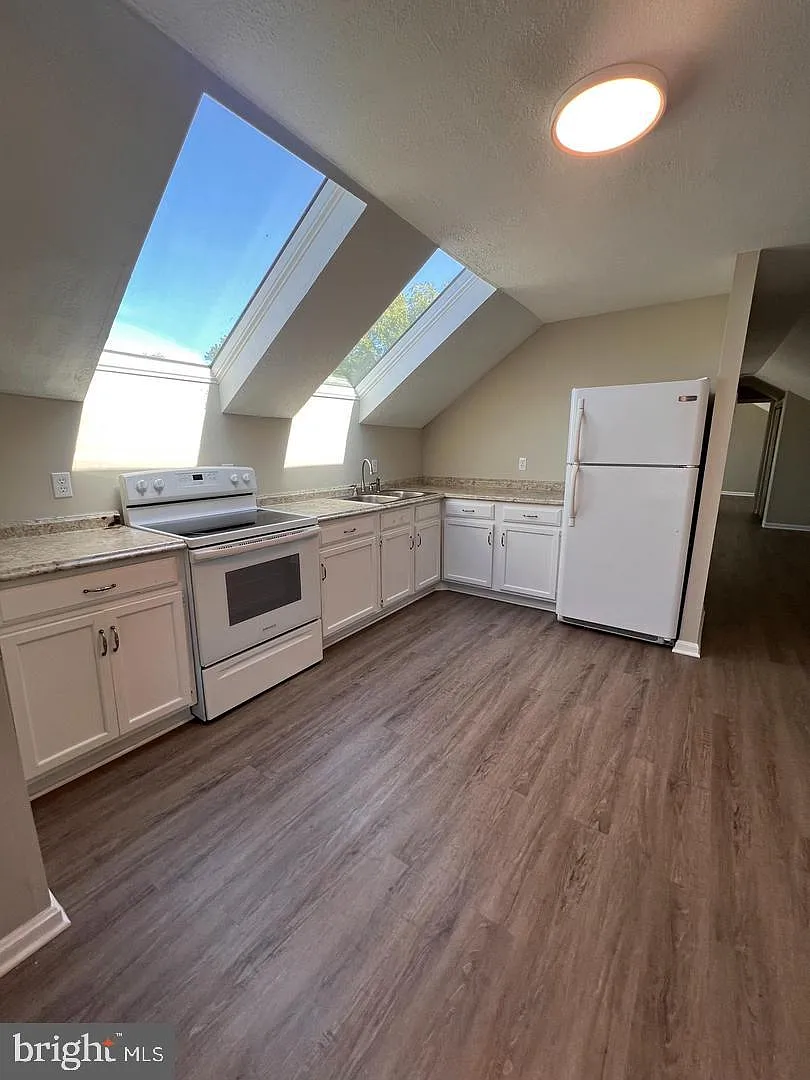 1 bed, 1.0 bath, 600 sqft, $1,150 — Photo 4