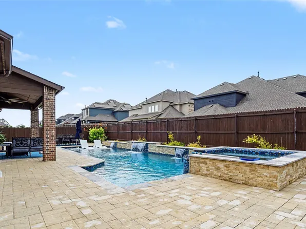 310 Aeronca Dr, Rockwall, TX 75087