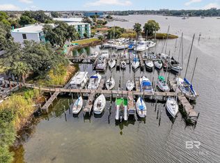 3611 Navy Blvd, Pensacola, FL 32507