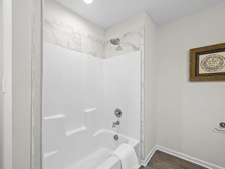 401 Victory Rd — Photo 24