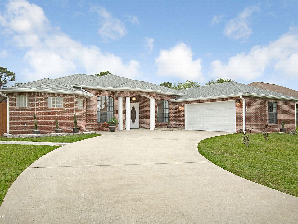 1st image of 123 Palm Cir