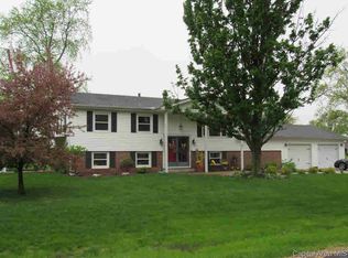 2518 N Plateau Dr, Springfield, IL 62707