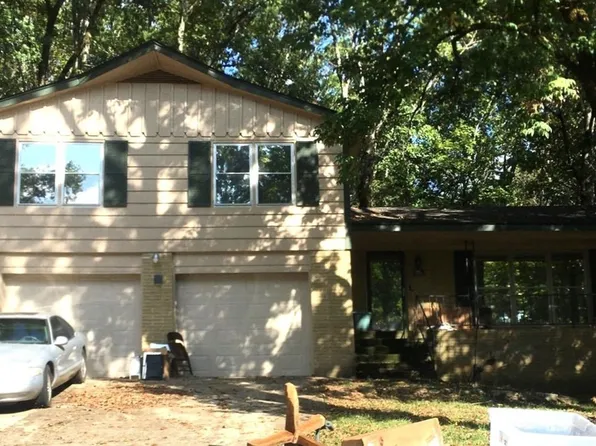 727 Versailles Dr SE, Huntsville, AL 35803