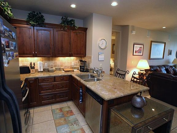 3rd image of 225 N Country Ln Unit 43