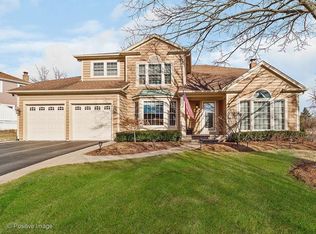 4449 Basswood Dr, Lisle, IL 60532