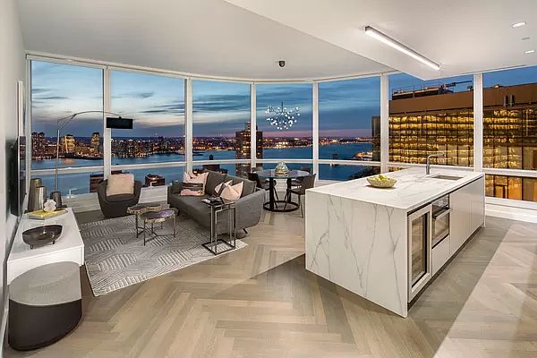 1st image of 111 Murray St #36W