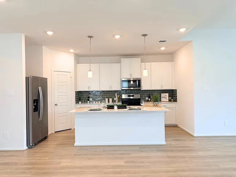 16238 Parish Pointe Ct — Photo 12