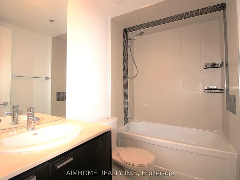 375 King St W #2208 — Photo 18