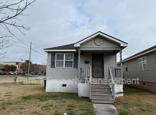 768 Wolf St, Savannah, GA 31401