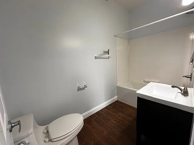 5 State St #1 — Photo 4