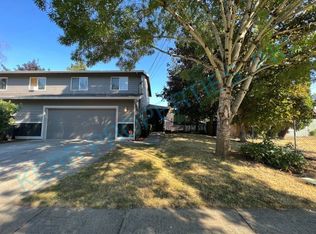 818 SE Francis Ave #818, Gresham, OR 97080