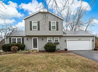 1357 Carleton Cir, Naperville, IL 60565