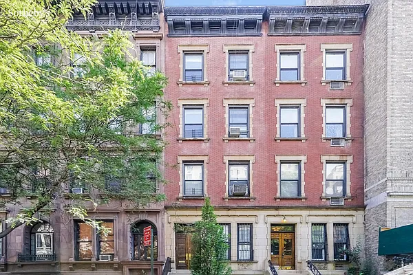 Rented by Sotheby's International Realty | media 22