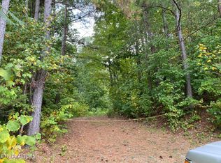 430 Fog Hill Ln, Lenoir City, TN 37771