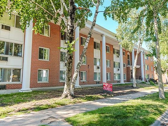 5th image of 1504 Saint Clair Ave #102