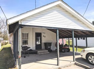 88 Parsonage St, Saranac, MI 48881