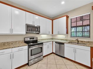 7666 Bristol Cir, Naples, FL 34120