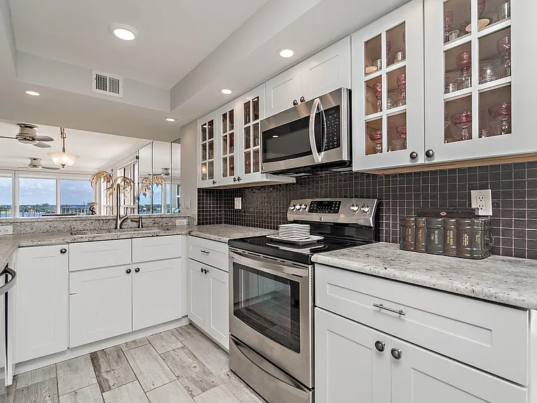 3901 S Flagler Dr #903 — Photo 4