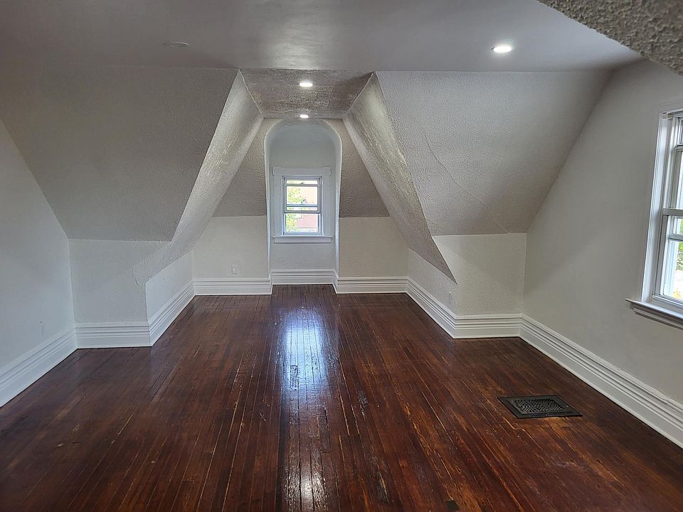 1st image of 247 Summit Ave #3