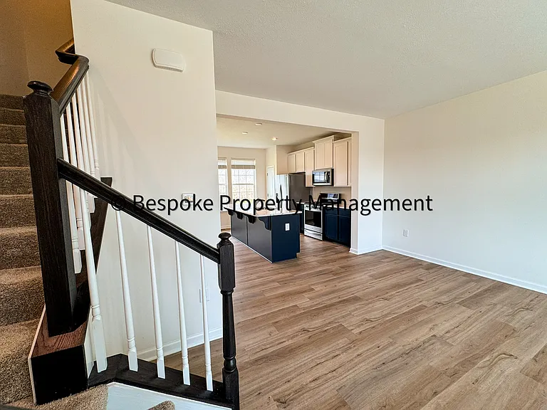 56 Dover Ct — Photo 15