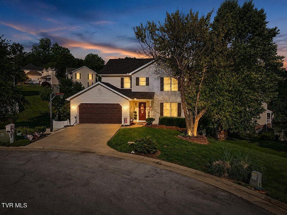 1st image of 319 Blevins Blvd