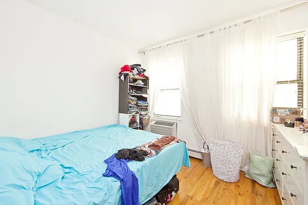 Rented by R New York | media 25