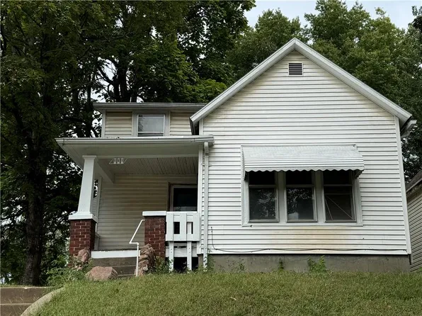 501 E Highland Ave, Saint Joseph, MO 64505