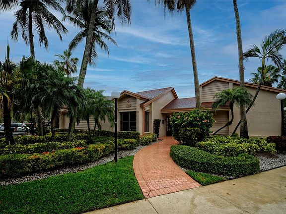 2nd image of 2812 Carambola Circle #1984