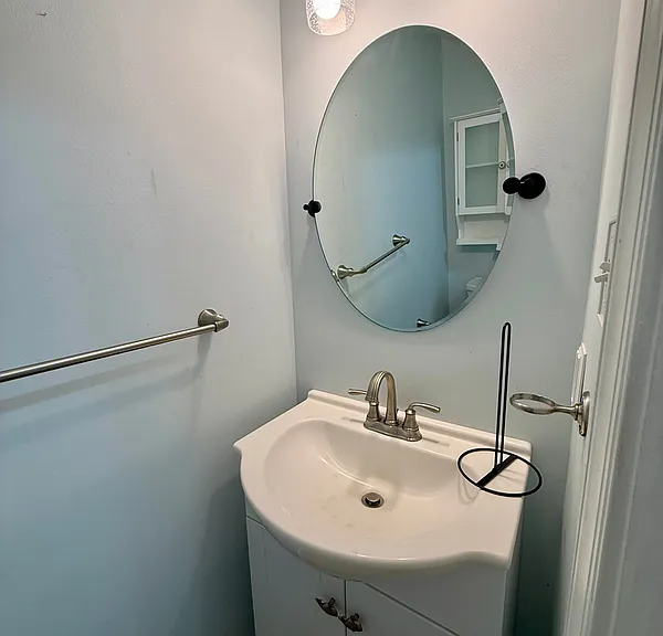 8651 Millstream Dr — Photo 18