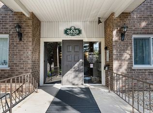 3435 83rd St APT C8, Woodridge, IL