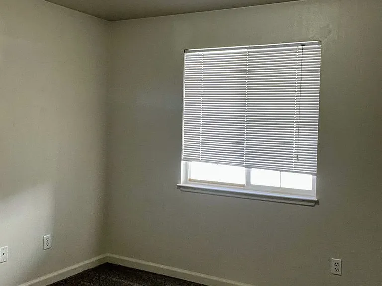 4106 Gordon St — Photo 10