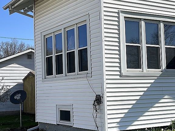 3rd image of 120 E 11th St