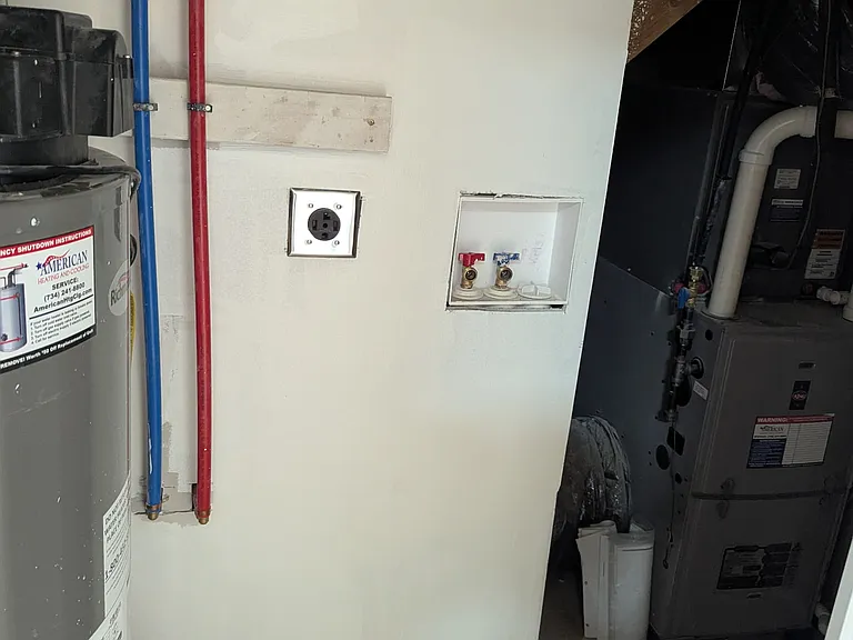9760 Head O Lake Rd #6 — Photo 11