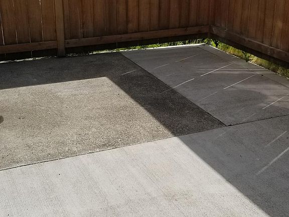 4th image of 2515 14th Ave W #2