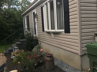 352 Dudley Rd, Templeton, MA 01468