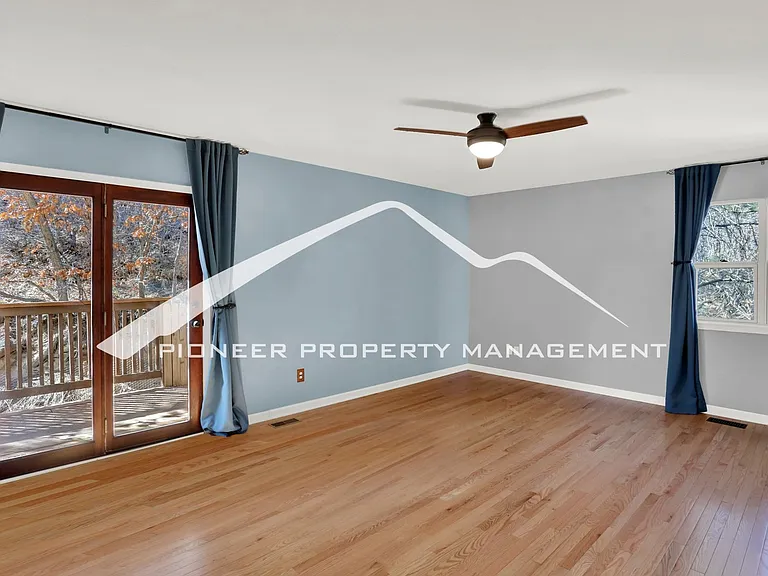 7530 Delmonico Dr — Photo 16