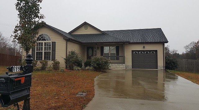 1st image of 699 Fox Trail Ct