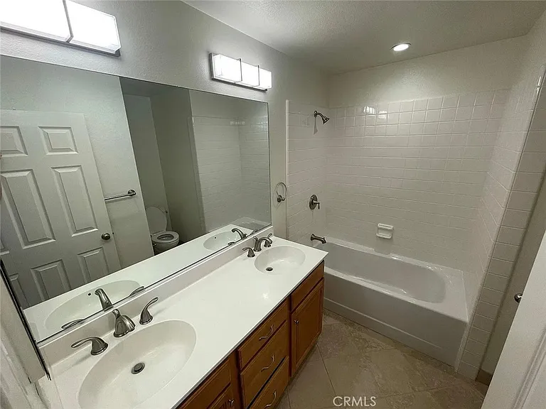 25372 Pacifica Ave — Photo 32