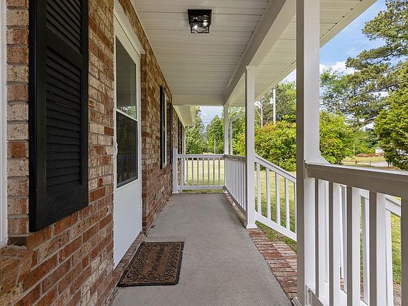 2nd image of 681 Willeyton Rd