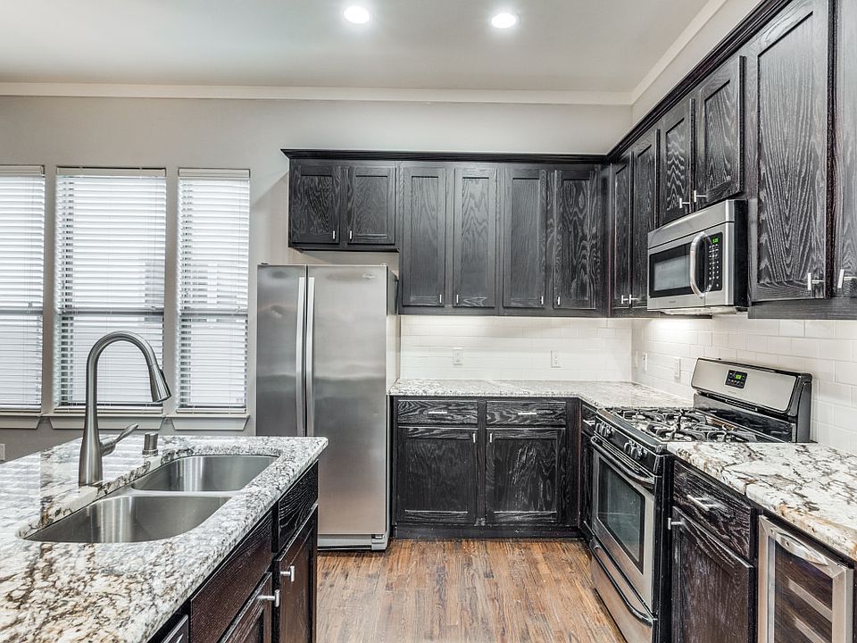1st image of 4323 Dickason Ave #A6529df90