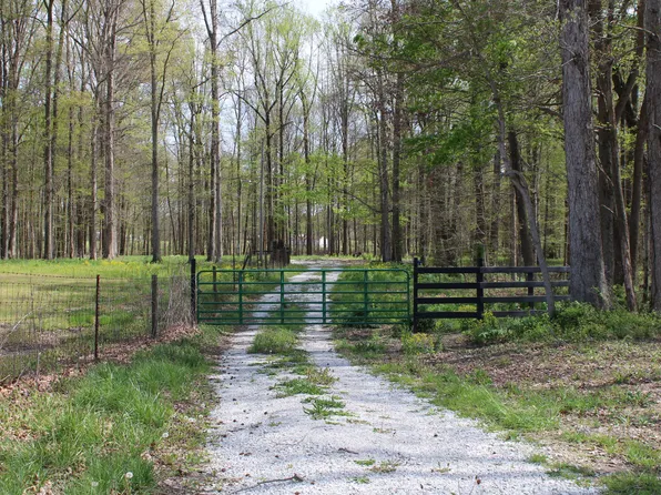 8445 N County Road 225 W, North Vernon, IN 47265