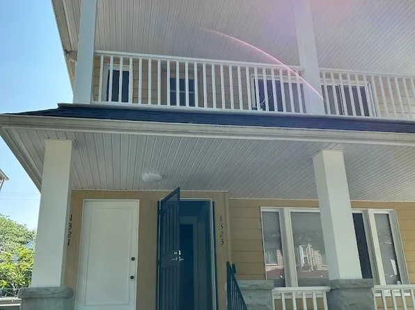 1321 W 89th St Floor 3, Cleveland, OH 44102