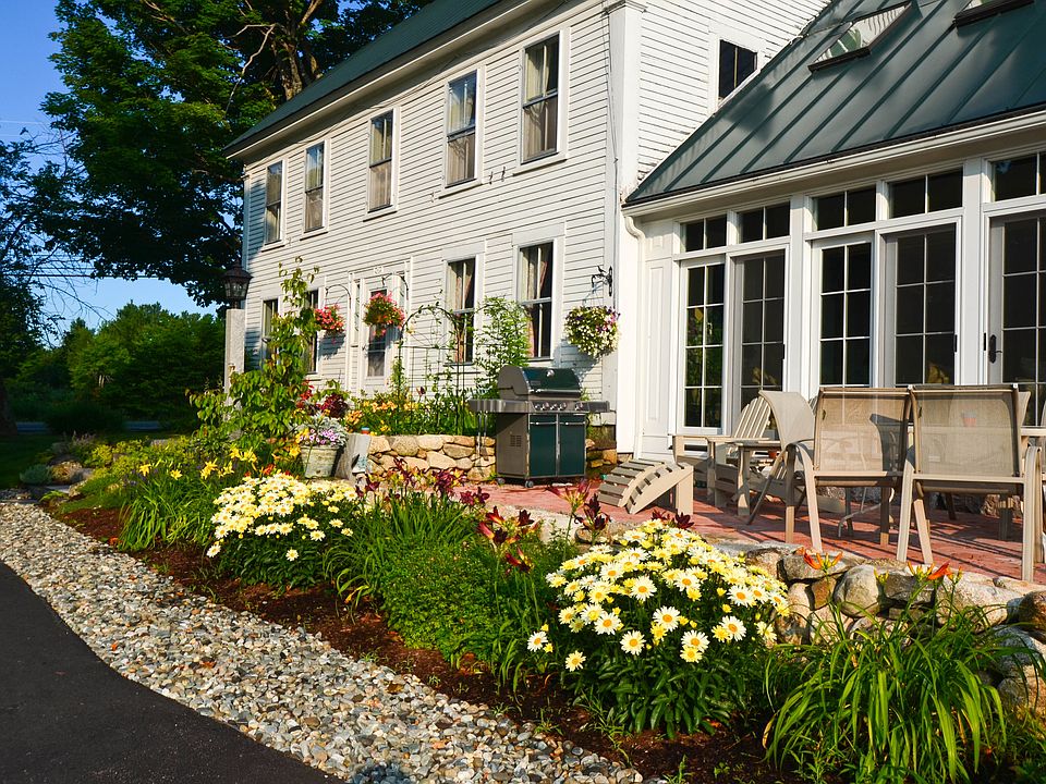 2nd image of 64 Little Sunapee Rd