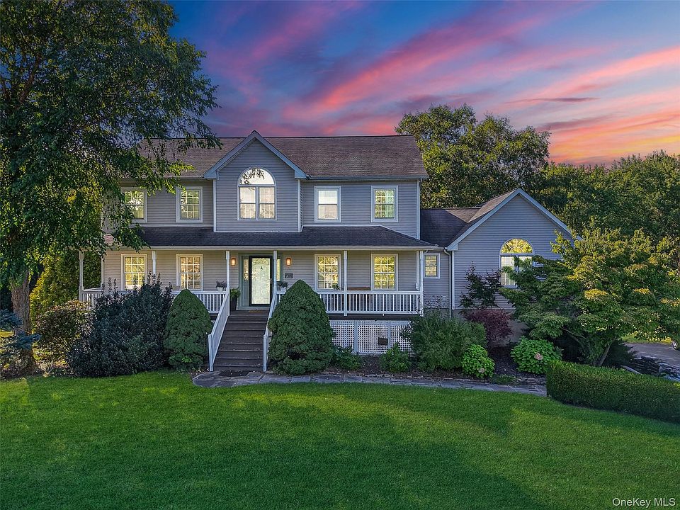 1st image of 83 Heritage Lane
