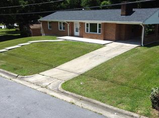 706 Westview Dr, Danville, VA 24540