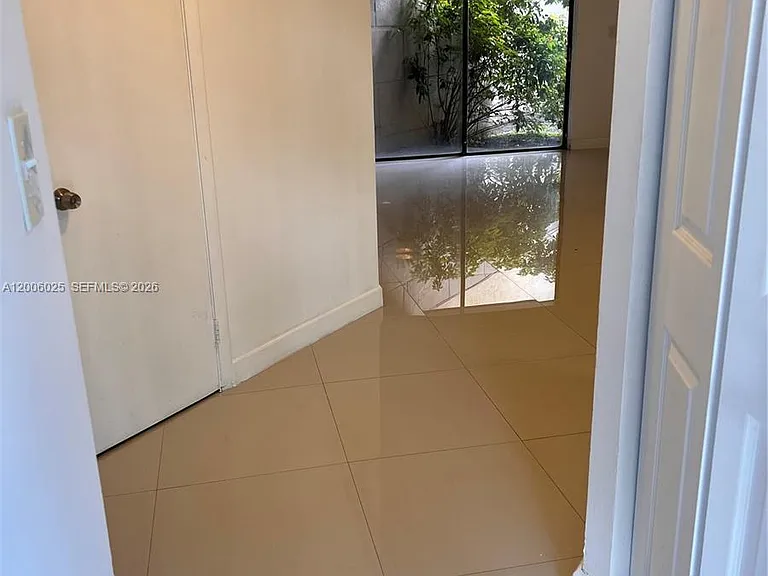 8290 Lake Dr #108 — Photo 7