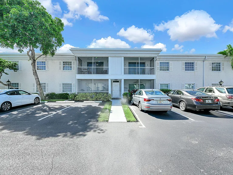 6279 Bay Club Dr #3 — Photo 43